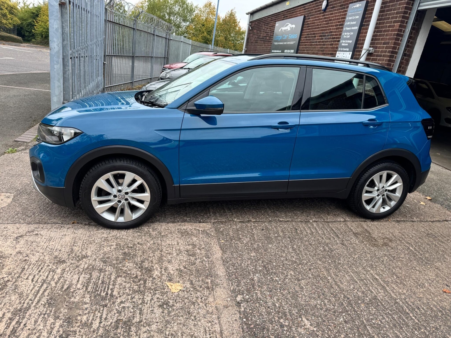 Used Volkswagen T-Cross 2020 for sale - 76073058: Photo 6