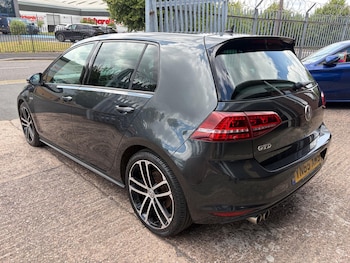 Used Volkswagen Golf 2015 for sale - 79026354: Photo