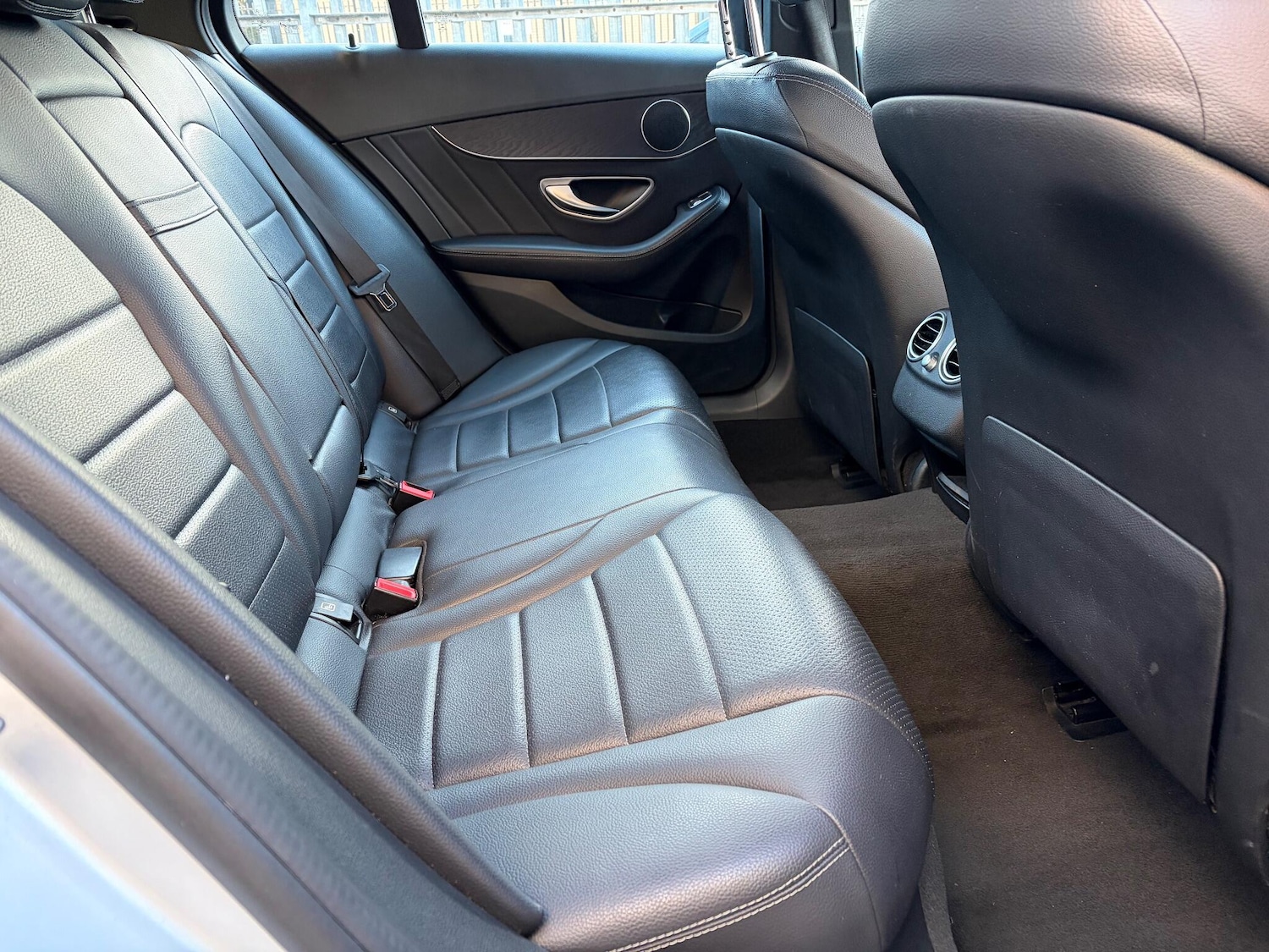 Used Mercedes-Benz C Class 2018 for sale - 77097490: Photo 16