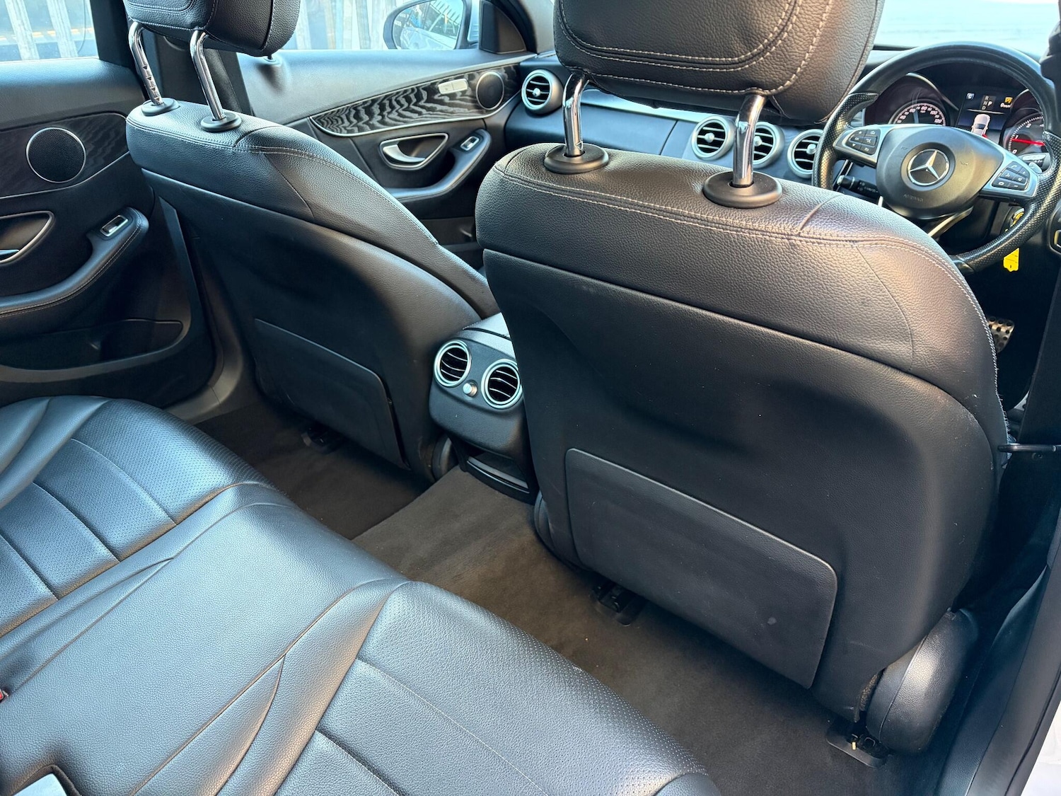 Used Mercedes-Benz C Class 2018 for sale - 77097490: Photo 38