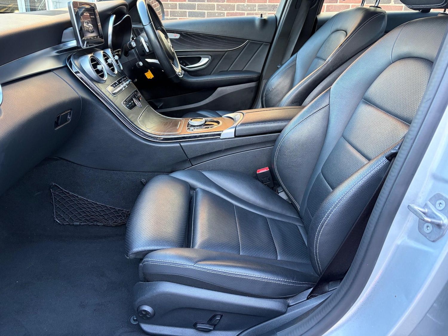 Used Mercedes-Benz C Class 2018 for sale - 77097490: Photo 39