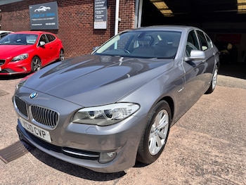 Used BMW 5 Series 2010 for sale - 79012238: Photo