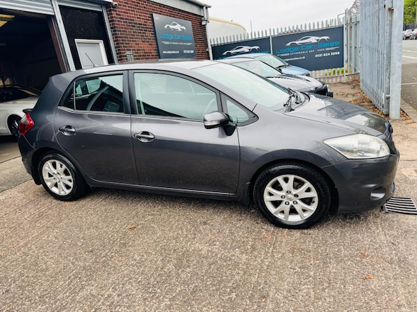 Used Toyota Auris 2011 for sale - 76295983: Photo 11