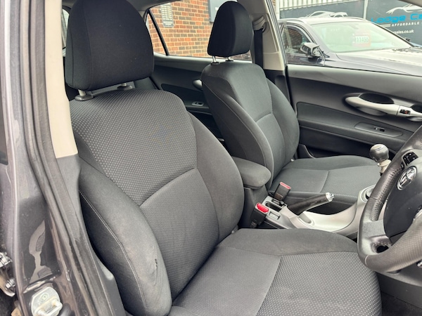 Used Toyota Auris 2011 for sale - 76295983: Photo 19
