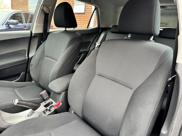 Used Toyota Auris 2011 for sale - 76295983: Photo 22