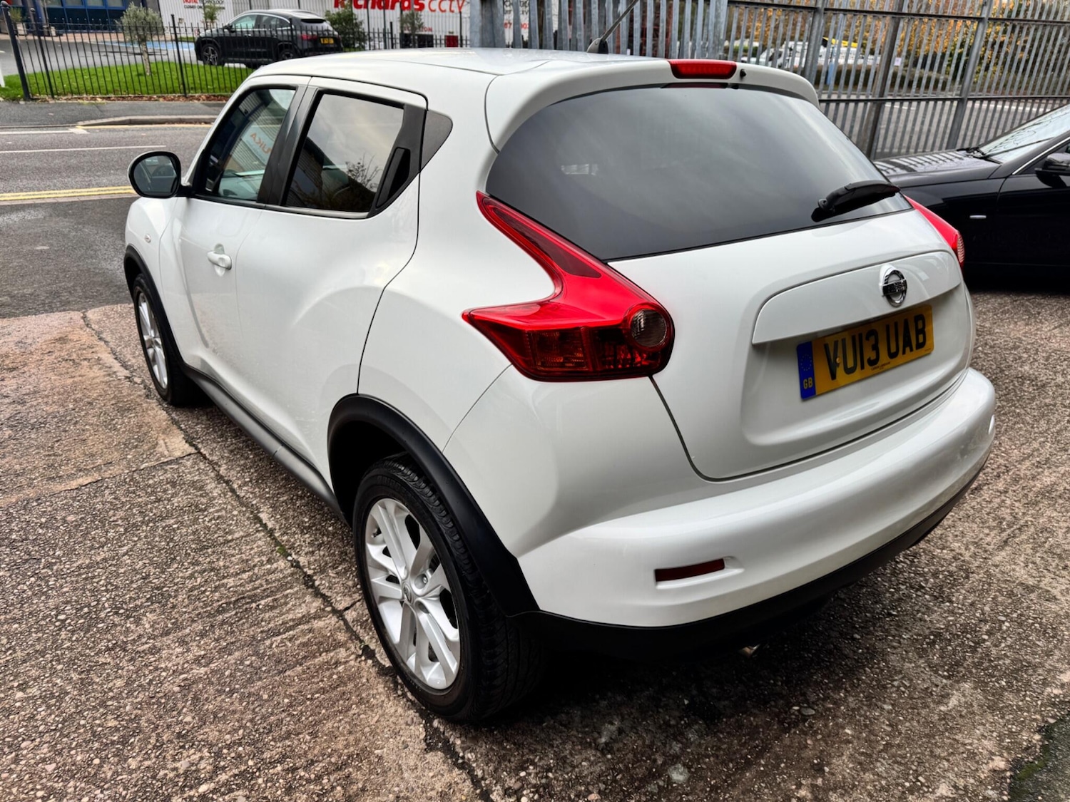 Used Nissan Juke 2013 for sale - 76484758: Photo 2