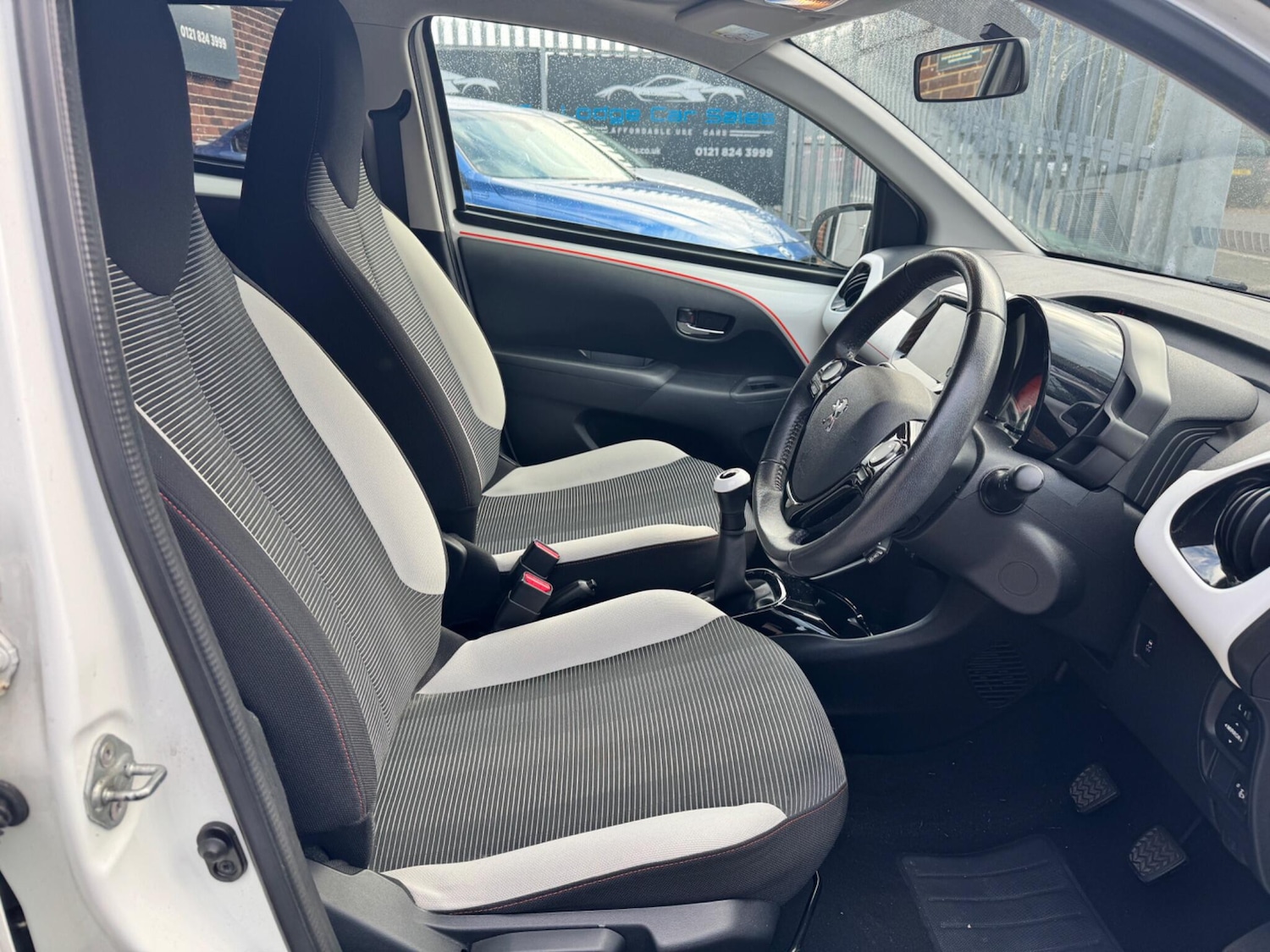 Used Peugeot 108 2015 for sale - 76620478: Photo 3