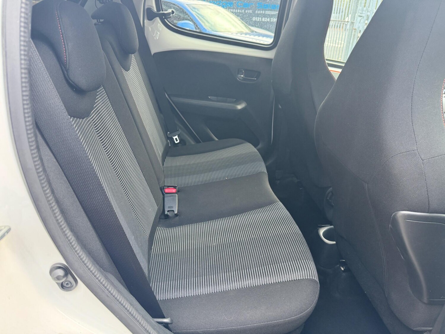 Used Peugeot 108 2015 for sale - 76620478: Photo 32