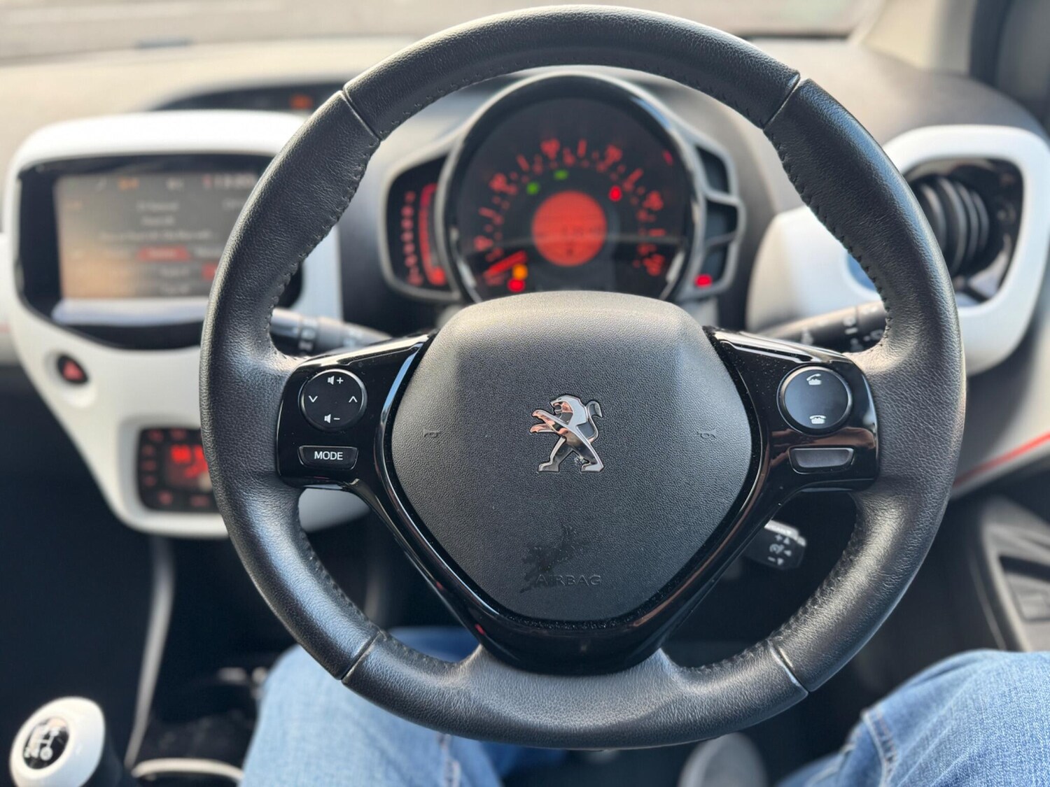 Used Peugeot 108 2015 for sale - 76620478: Photo 34