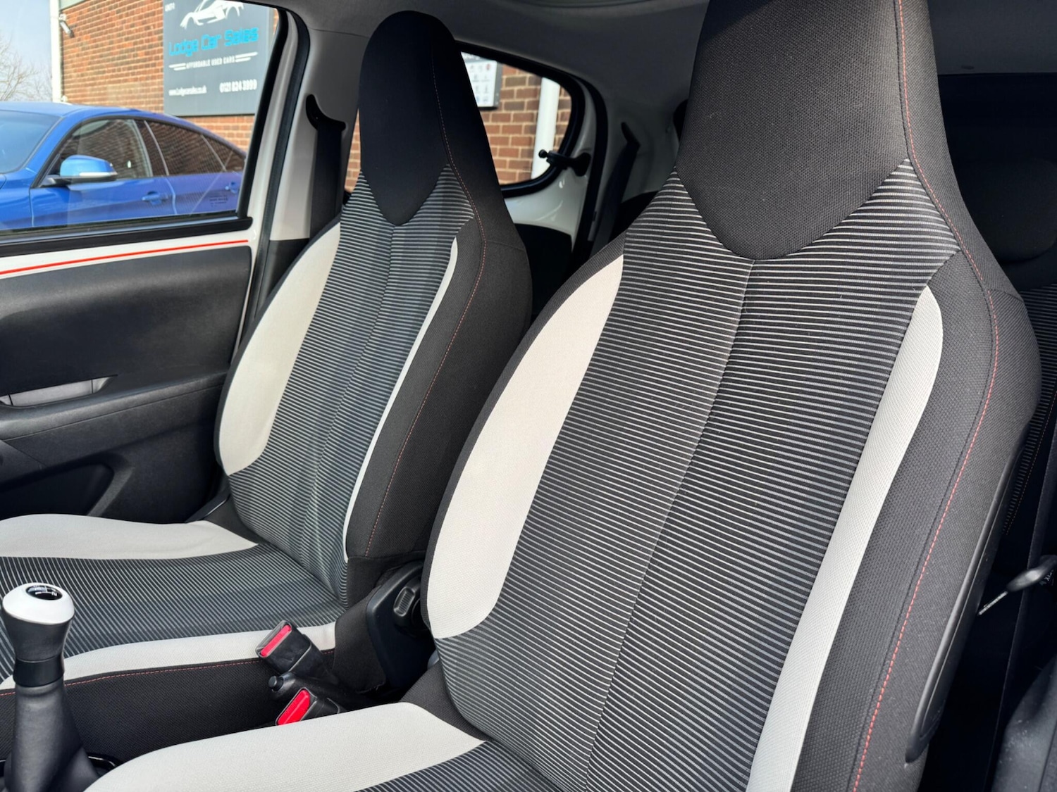 Used Peugeot 108 2015 for sale - 76620478: Photo 42