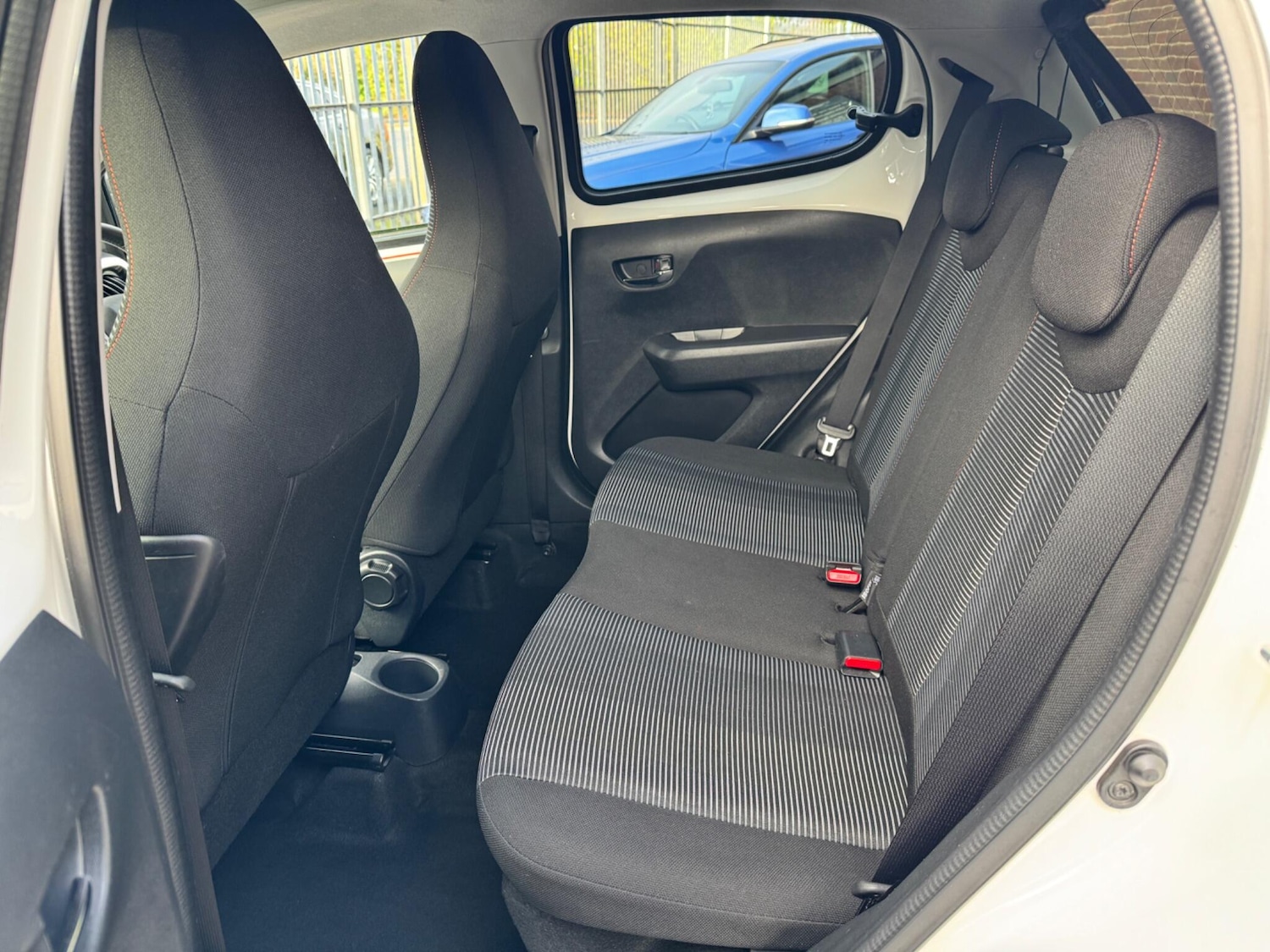 Used Peugeot 108 2015 for sale - 76620478: Photo 43