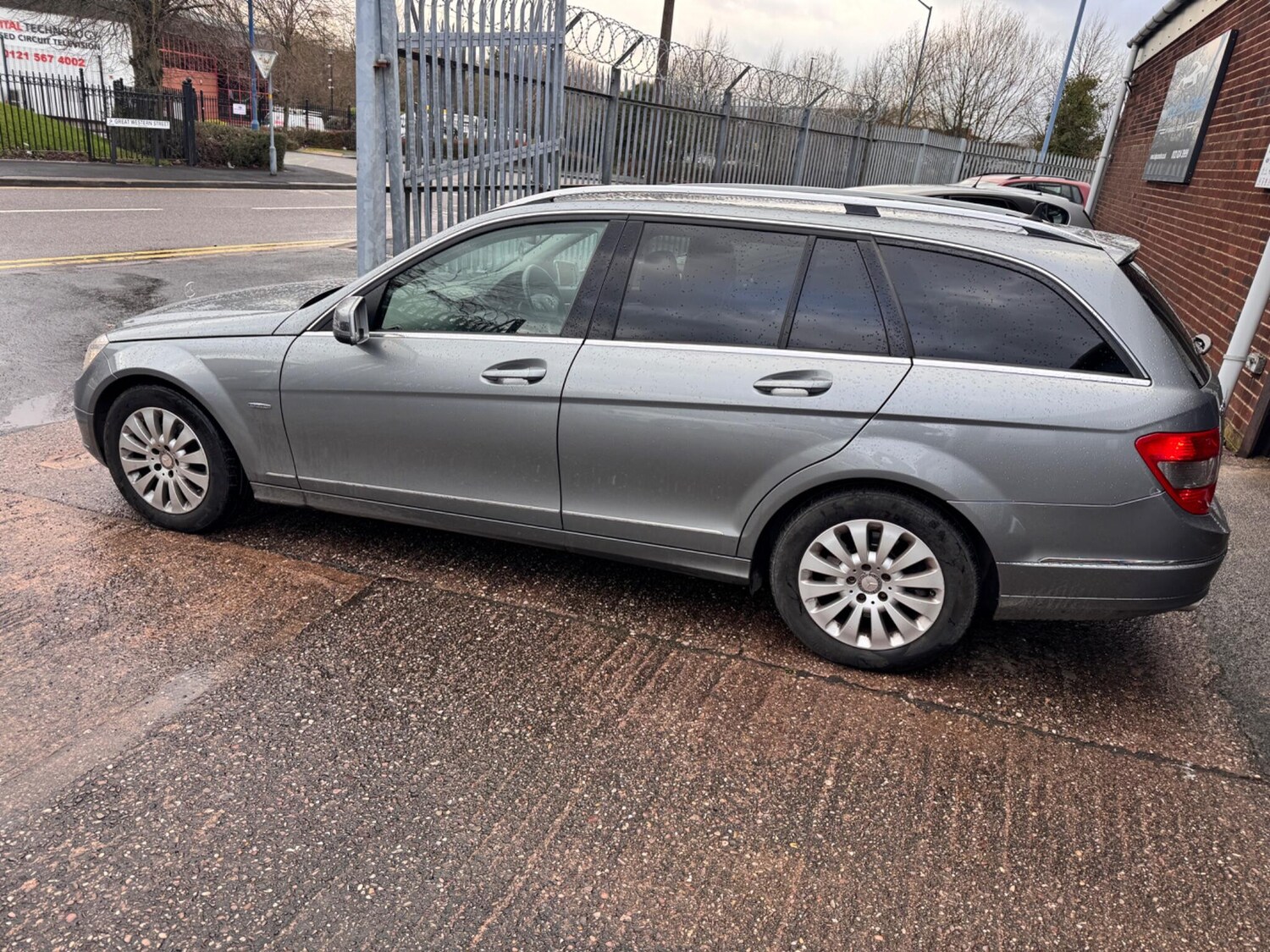 Used Mercedes-Benz C Class for sale - 77633234: Photo 7