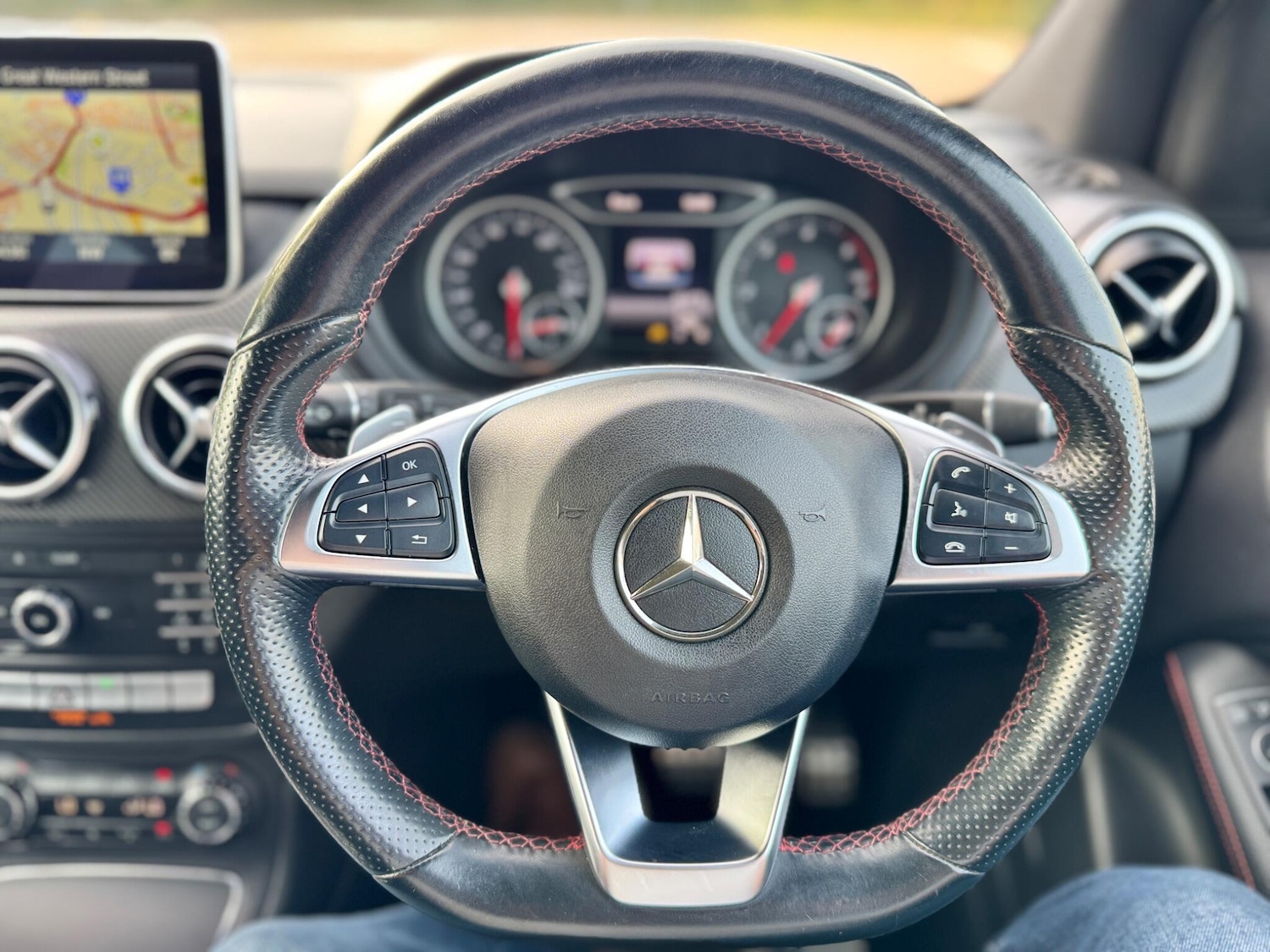 Used Mercedes-Benz B Class 2016 for sale - 76988514: Photo 45