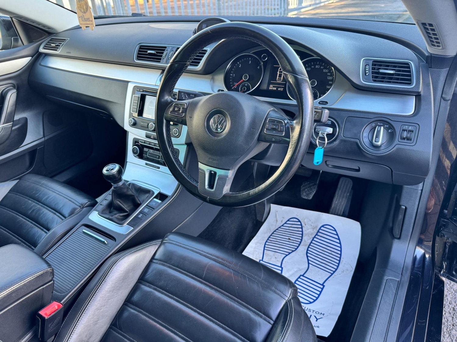 Used Volkswagen CC 2011 for sale - 76688517: Photo 21