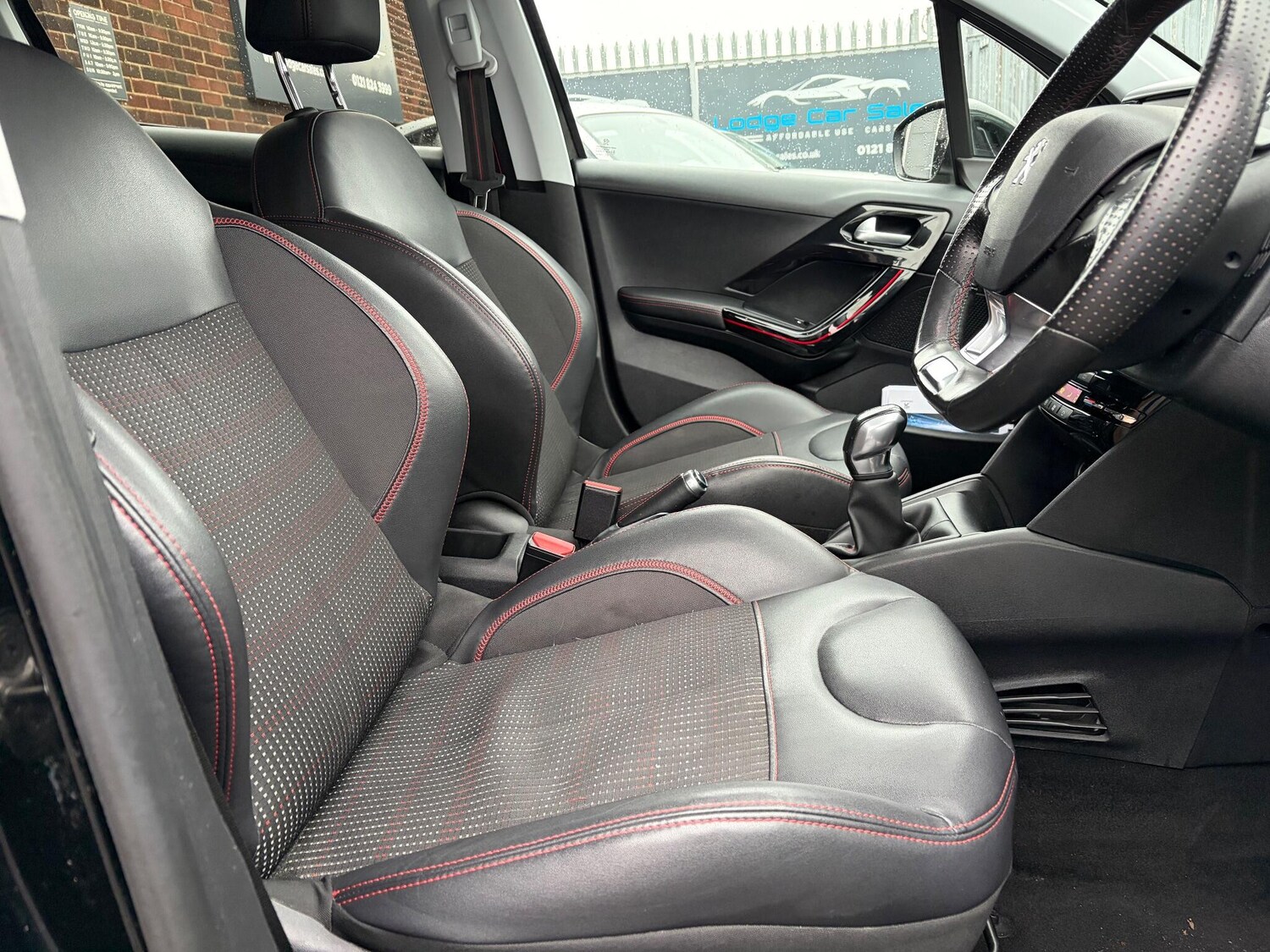 Used Peugeot 208 2017 for sale - 77468820: Photo 13