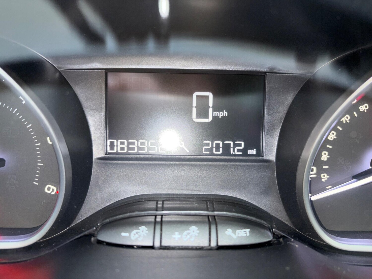 Used Peugeot 208 2017 for sale - 77468820: Photo 32