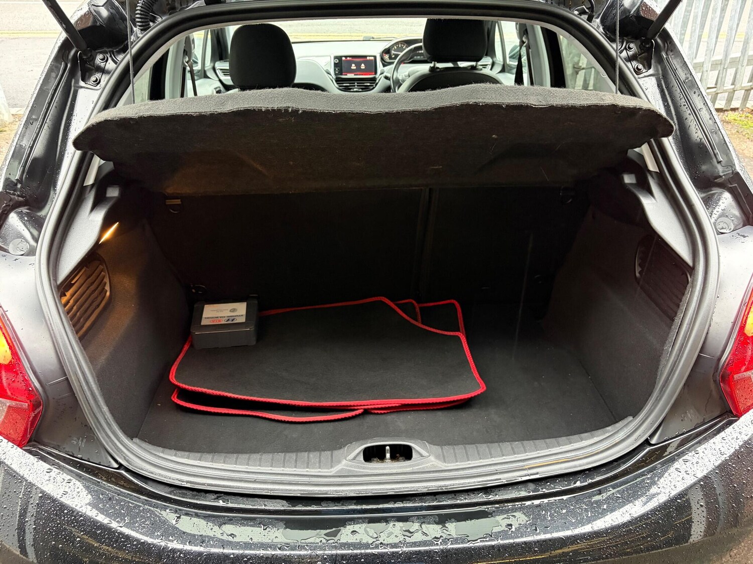 Used Peugeot 208 2017 for sale - 77468820: Photo 34