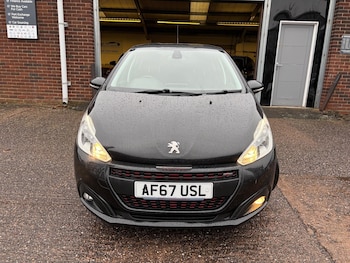 Used Peugeot 208 2017 for sale - 77468820: Photo