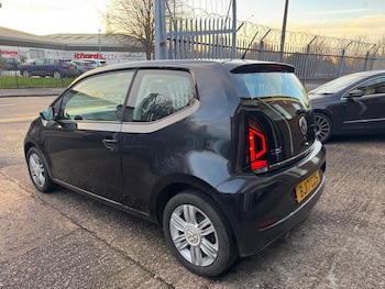 Used Volkswagen up! 2017 for sale - 76964565: Photo