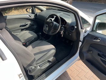 Used Vauxhall Corsa 2010 for sale - 79258902: Photo