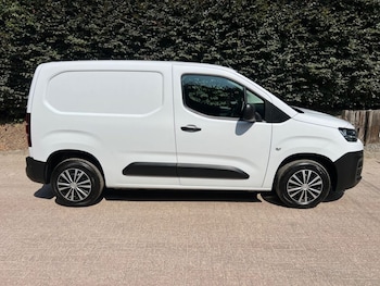 Used Citroen Berlingo 2023 for sale - 79258905: Photo