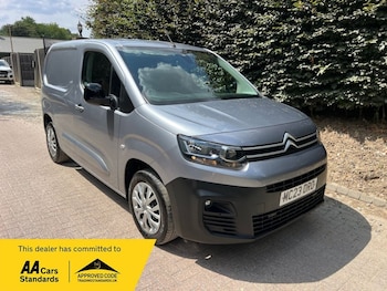 Used Citroen Berlingo 2023 for sale - 79322836: Photo