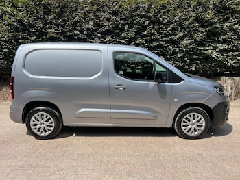 Used Citroen Berlingo 2023 for sale - 79322836: Photo