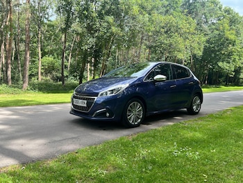Used Peugeot 208 2015 for sale - 78910651: Photo