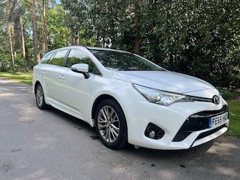 Used Toyota Avensis 2015 for sale - 78560851: Photo