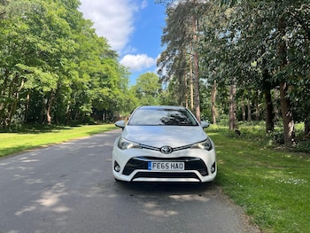 Used Toyota Avensis 2015 for sale - 78560851: Photo