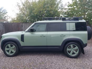 Used Land Rover Defender 2023 for sale - 75939459: Photo