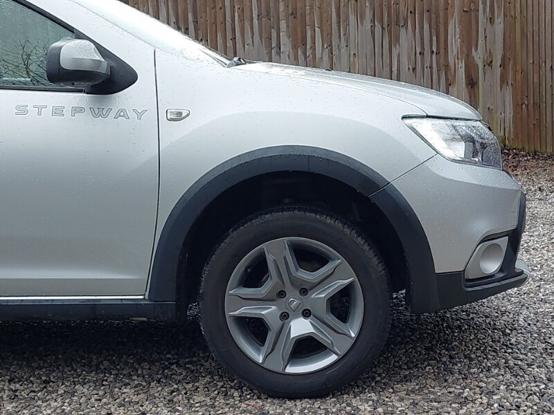 Used Dacia Sandero Stepway 2016 for sale - 77518134: Photo 12