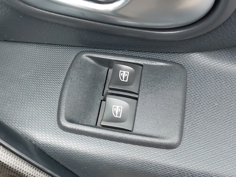 Used Dacia Sandero Stepway 2016 for sale - 77518134: Photo 14