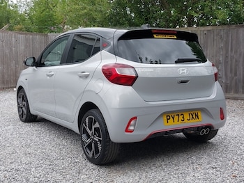 Used Hyundai i10 2024 for sale - 79356407: Photo