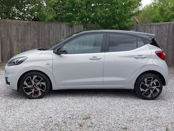 Used Hyundai i10 2024 for sale - 79356407: Photo