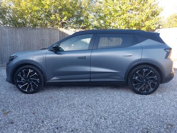 Used Renault Scenic E-Tech 2024 for sale - 76475545: Photo