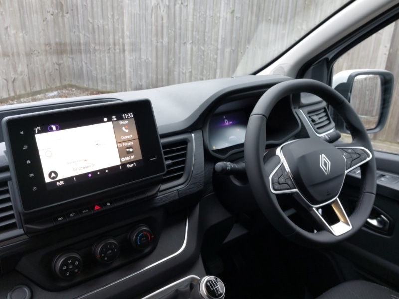 Used Renault Trafic 2025 for sale - 77299548: Photo 2