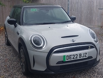 2022 - 135kW Cooper S Level 1 33kWh 3dr Auto
