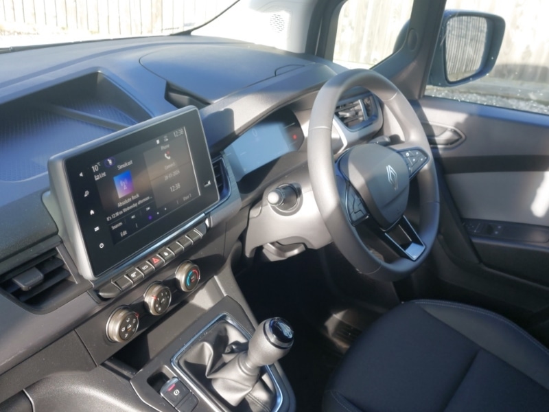 Used Renault Kangoo 2025 for sale - 77352418: Photo 2