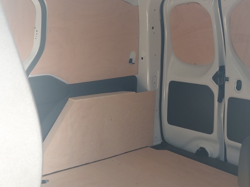 Used Renault Kangoo 2025 for sale - 77352418: Photo 6