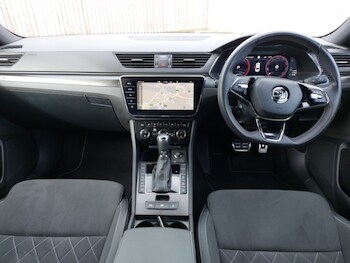 Used Skoda Superb 2023 for sale - 78113615: Photo