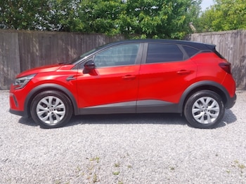 Used Renault Captur 2022 for sale - 78910228: Photo