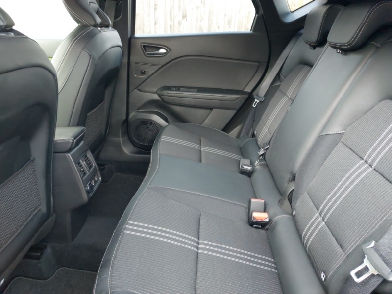 Used Renault Captur 2023 for sale - 77750935: Photo 6