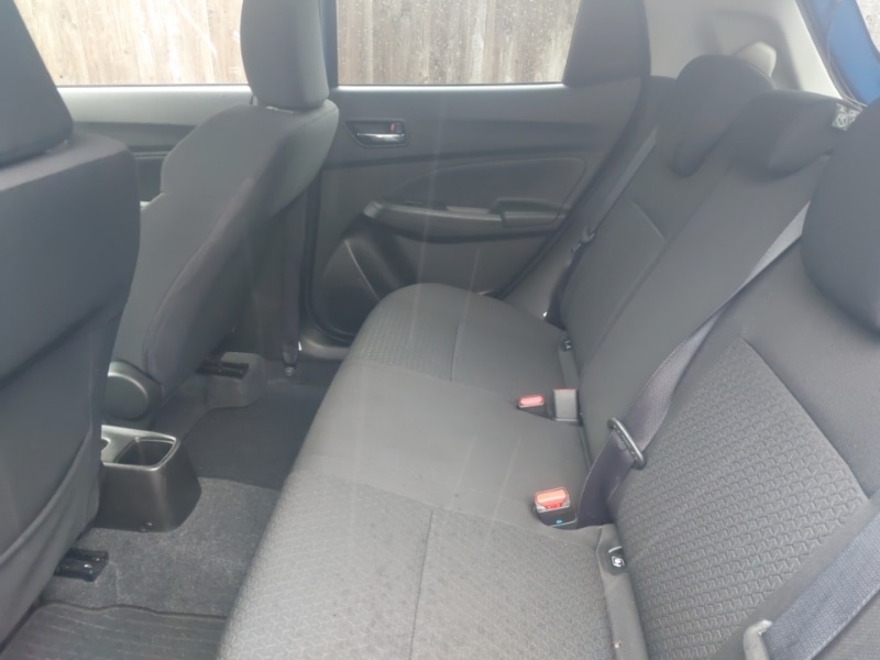 Used Suzuki Swift 2022 for sale - 77073636: Photo 6