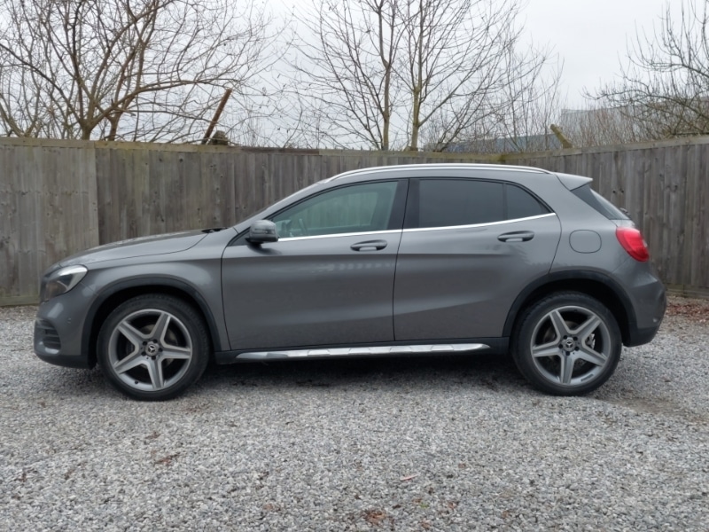 Used Mercedes-Benz GLA 2018 for sale - 77663921: Photo 4