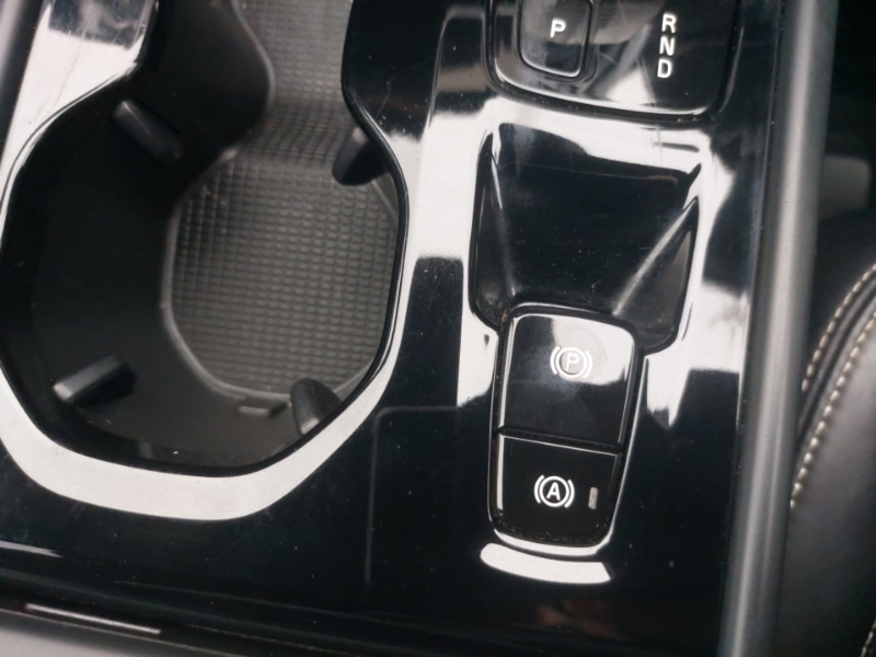 Used Volvo XC40 2021 for sale - 76533065: Photo 12