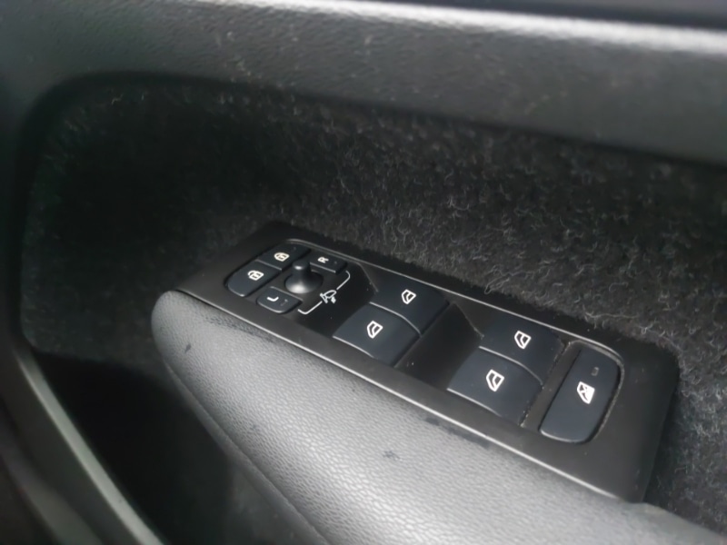 Used Volvo XC40 2021 for sale - 76533065: Photo 18