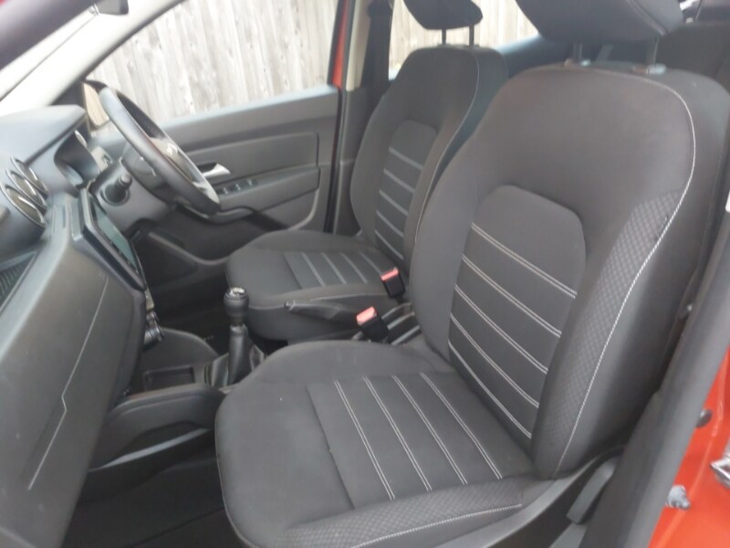 Used Dacia Duster 2023 for sale - 76358949: Photo 5