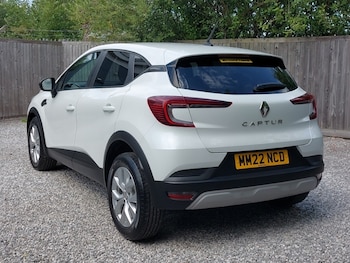 Used Renault Captur 2022 for sale - 79406642: Photo