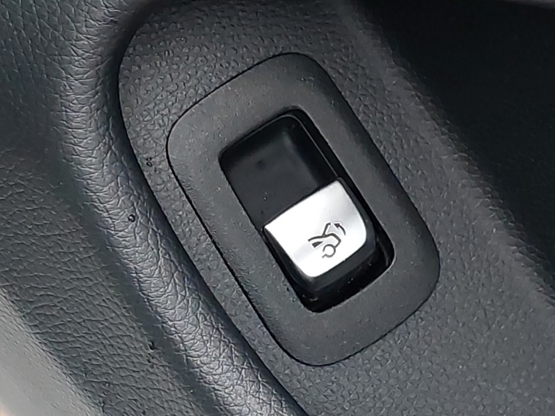 Used Mercedes-Benz C Class 2019 for sale - 77782619: Photo 14